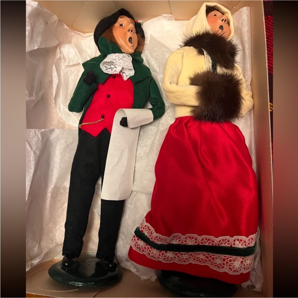 Authentic Vintage 1987 Byers’ Choice Limited The Carolers set of 2